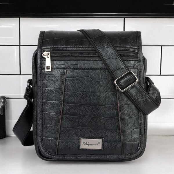 Bagneeds Black Sling Bag